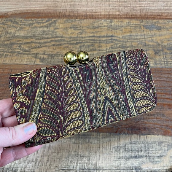 Braciano Handbags - Braciano Gold Burgundy Tapestry Fabric Metallic Gold Accent Wallet